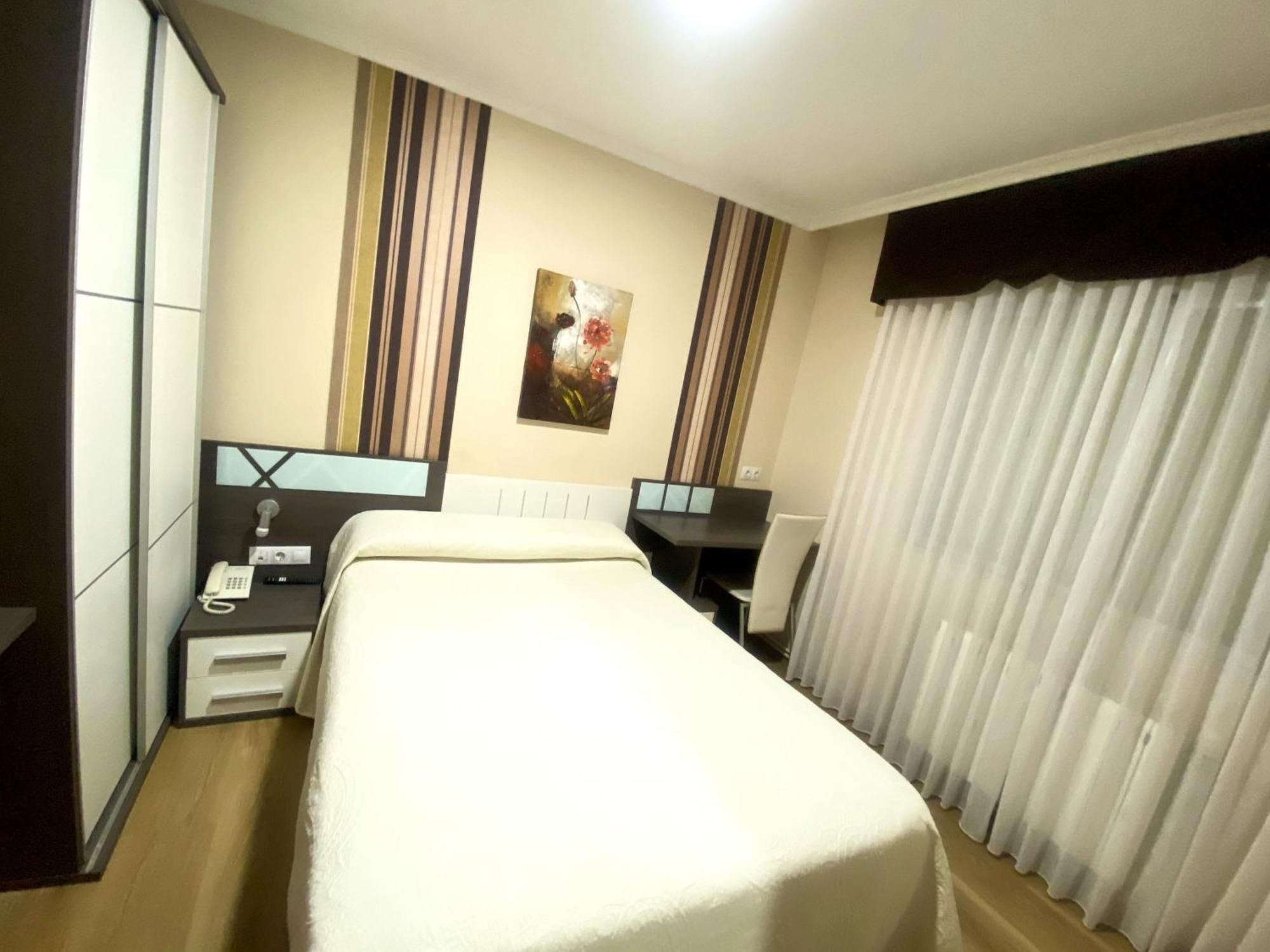 Hotel Spa Galatea Burela Kültér fotó